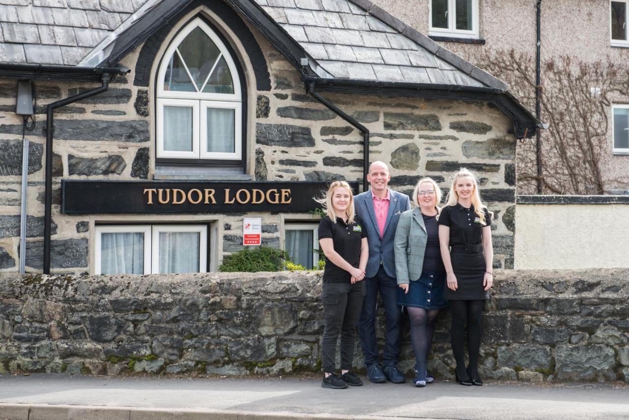 Tudor Lodge Портмадог Екстер'єр фото